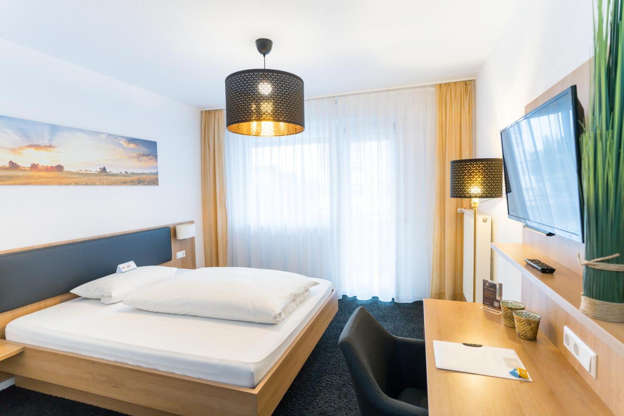 Hotel Zur Sonne Bodelshausen Kültér fotó