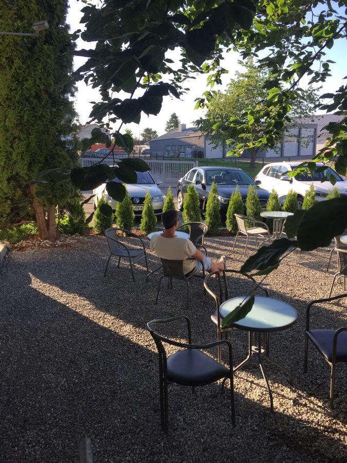 Hotel Zur Sonne Bodelshausen Kültér fotó