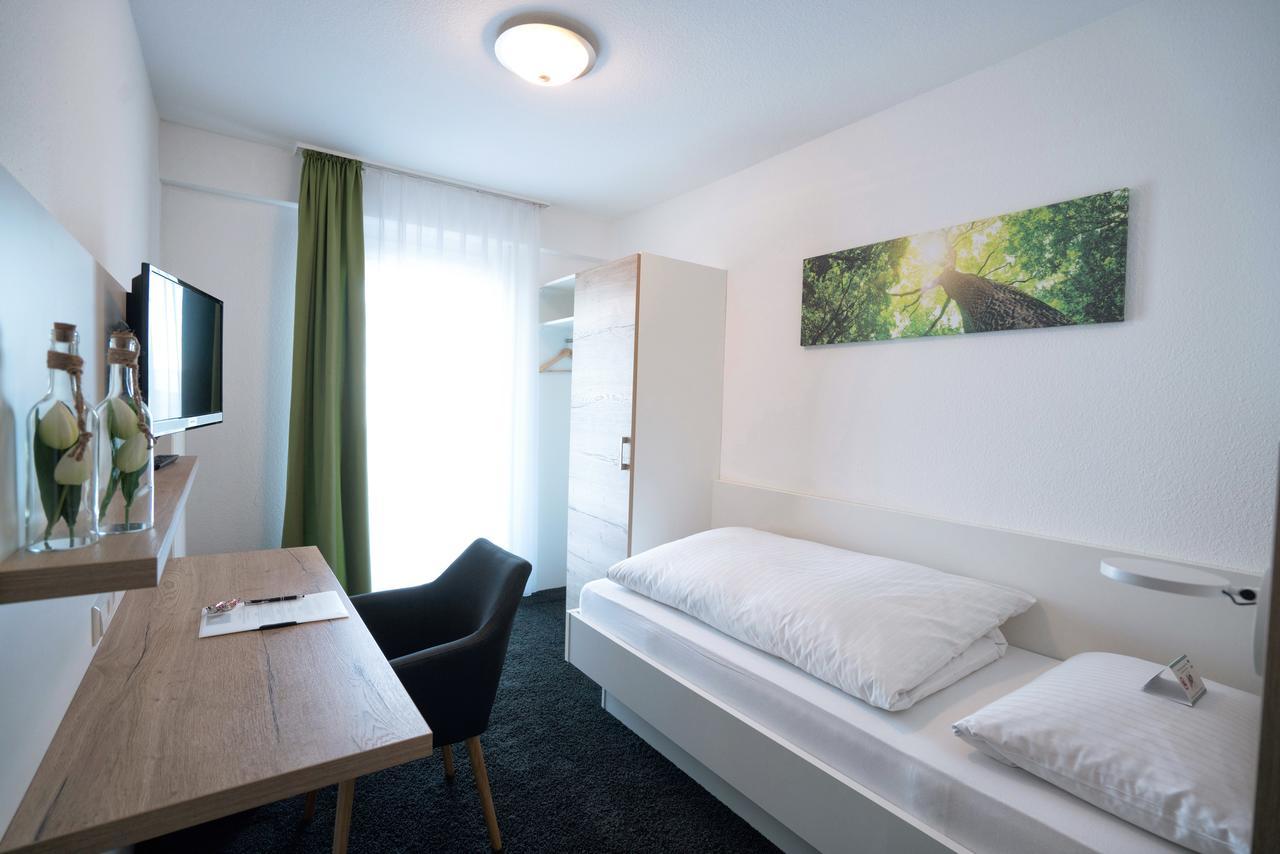 Hotel Zur Sonne Bodelshausen Kültér fotó